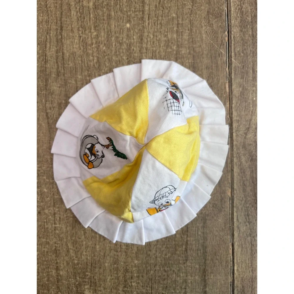 Vintage Disneyland World Infant Baby Summer Sun Hat Yellow And White Donald Duck